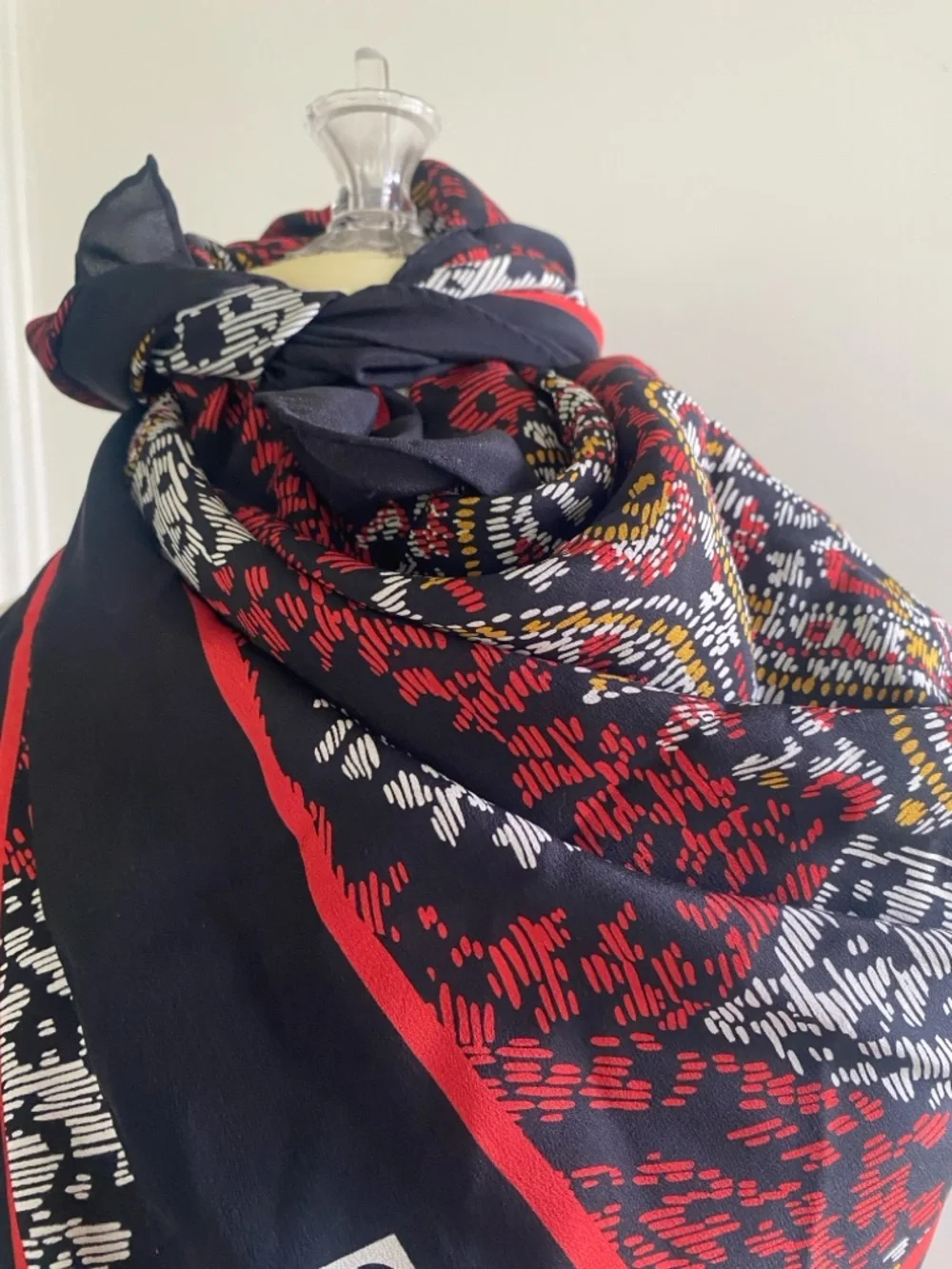 Dior Black Red Paisley Silk Scarf - Picture 5 of 6